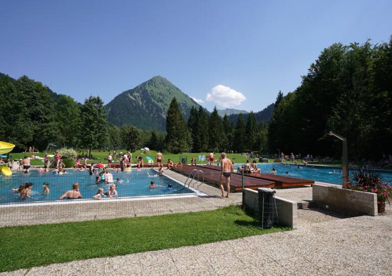 Schwimmbad Schoppernau (c) Ludwig Berchtold - Au-Schoppernau Tourismus
