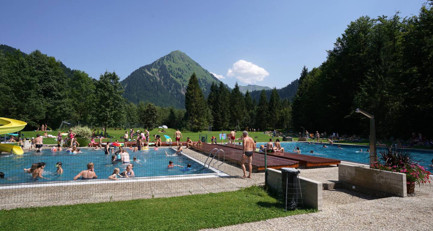 Schwimmbad Schoppernau (c) Ludwig Berchtold - Au-Schoppernau Tourismus